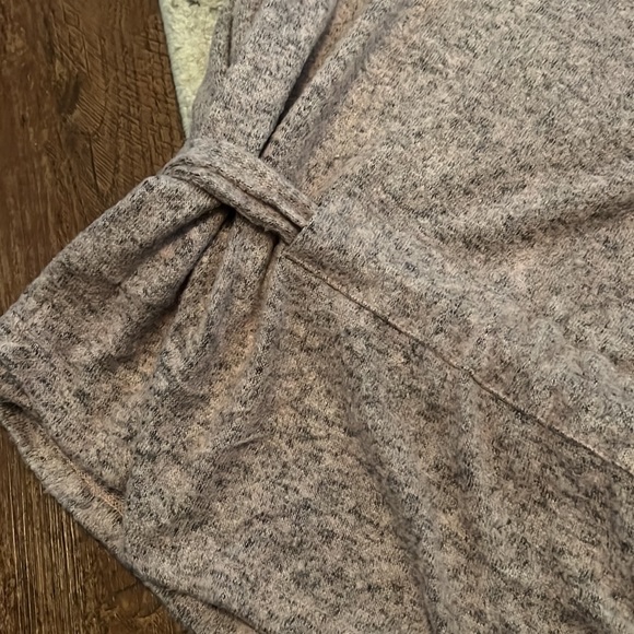 Tie Waist Sweater - Picture 4 of 8